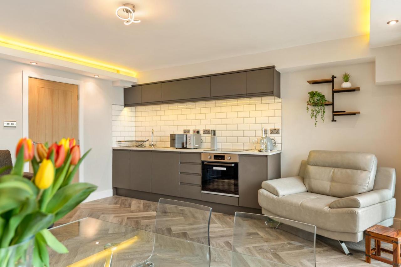 Pleasant View - Direct Beach Access, Sea Views And Parking Сондерсфут Экстерьер фото